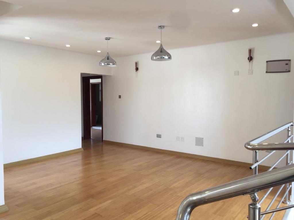 5 Bedroom Townhouse for sale in Lavington