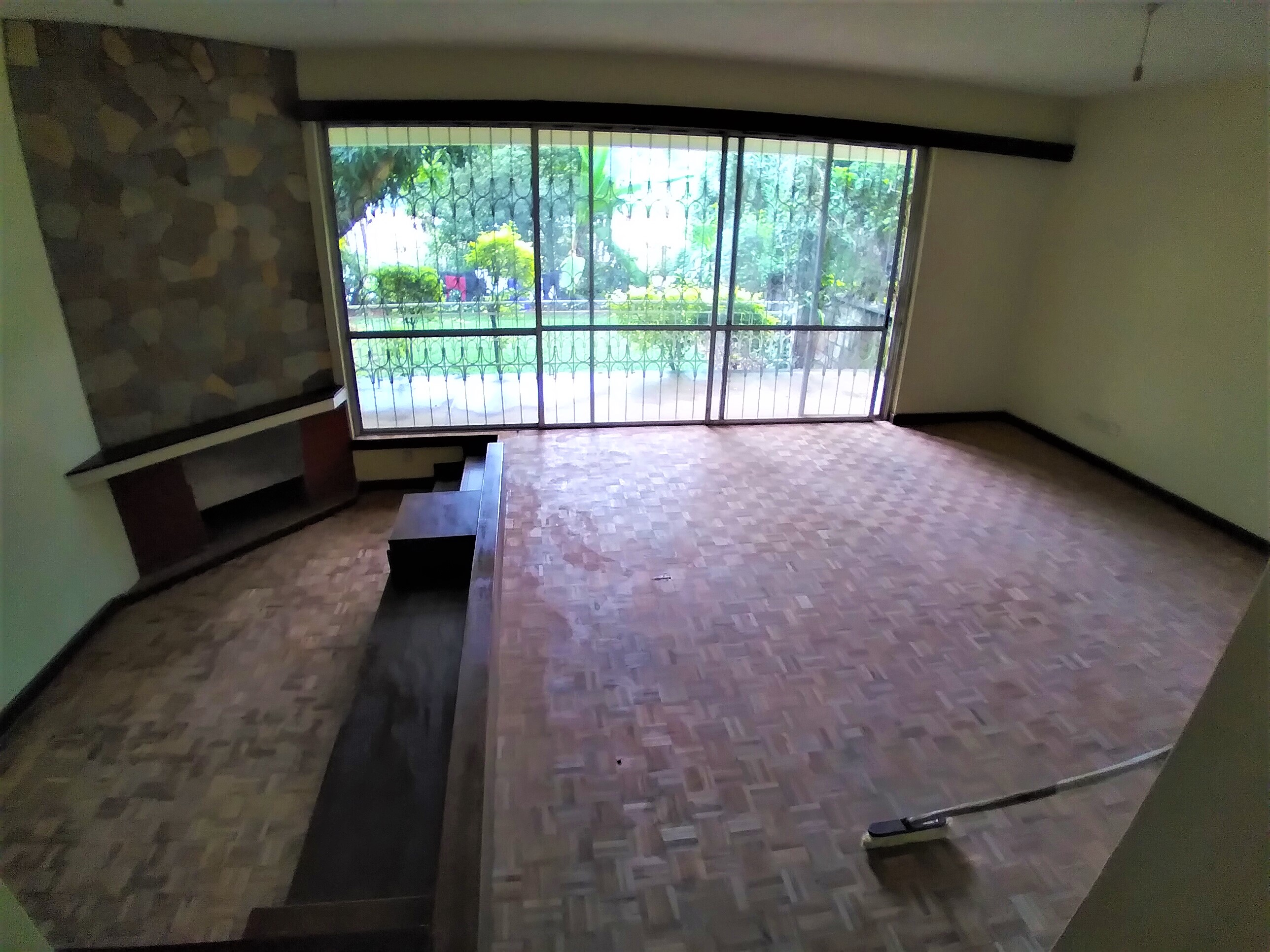 4 Bedroom plus Dsq Townhouse in Peponi Gardens