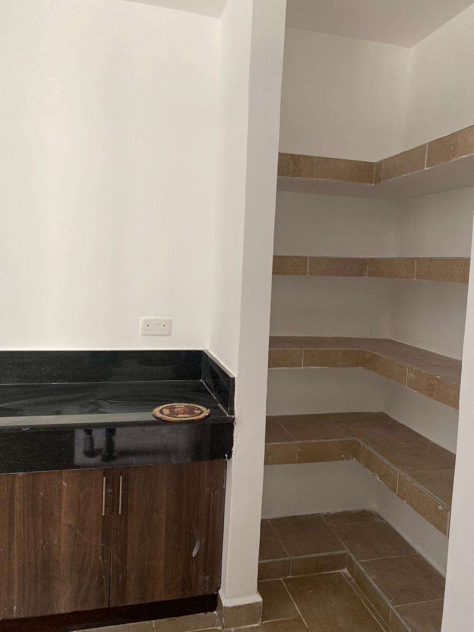 3 Bedroom plus sq Unfurnished Apartment in Kileleshwa