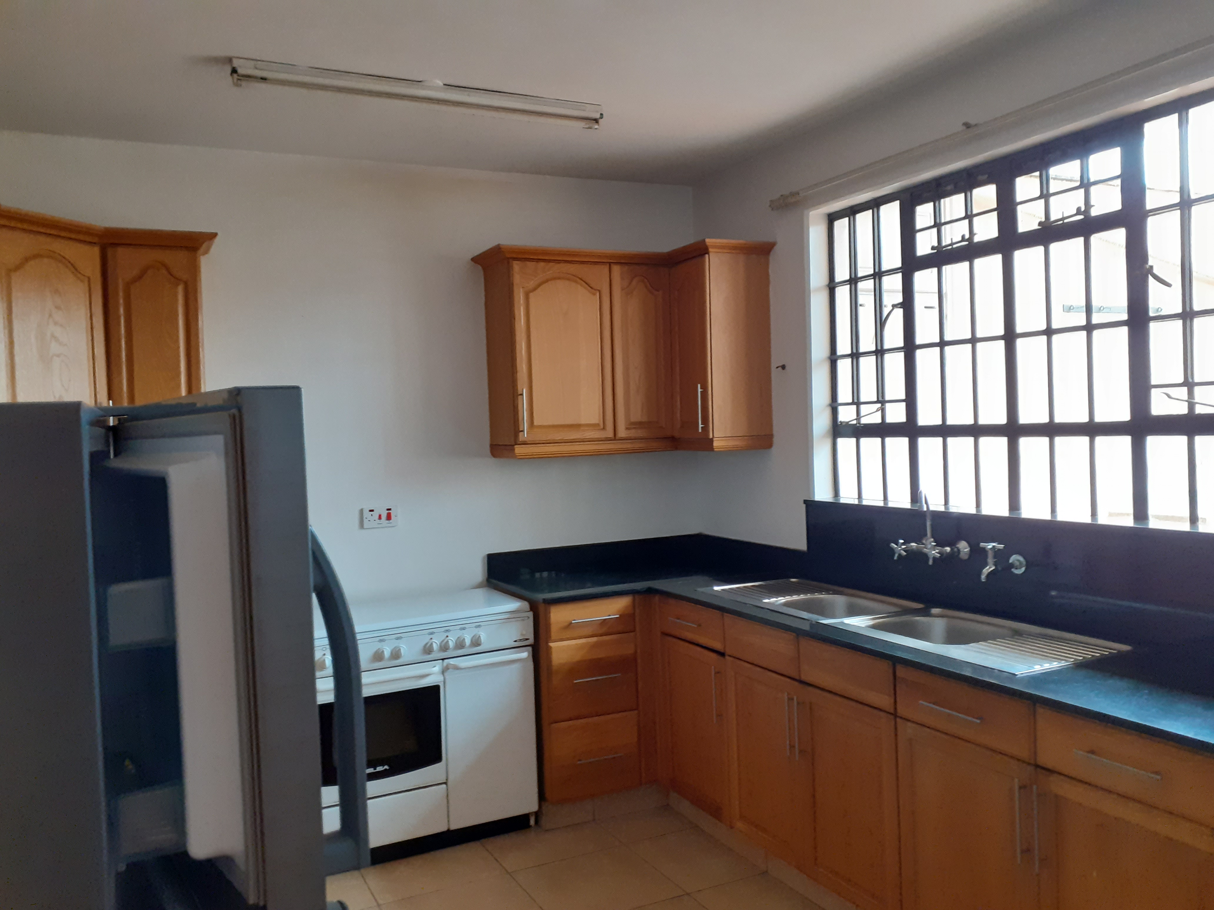 2 Bedroom Furnished Apartment In Westlands (Brookside Gardens)
