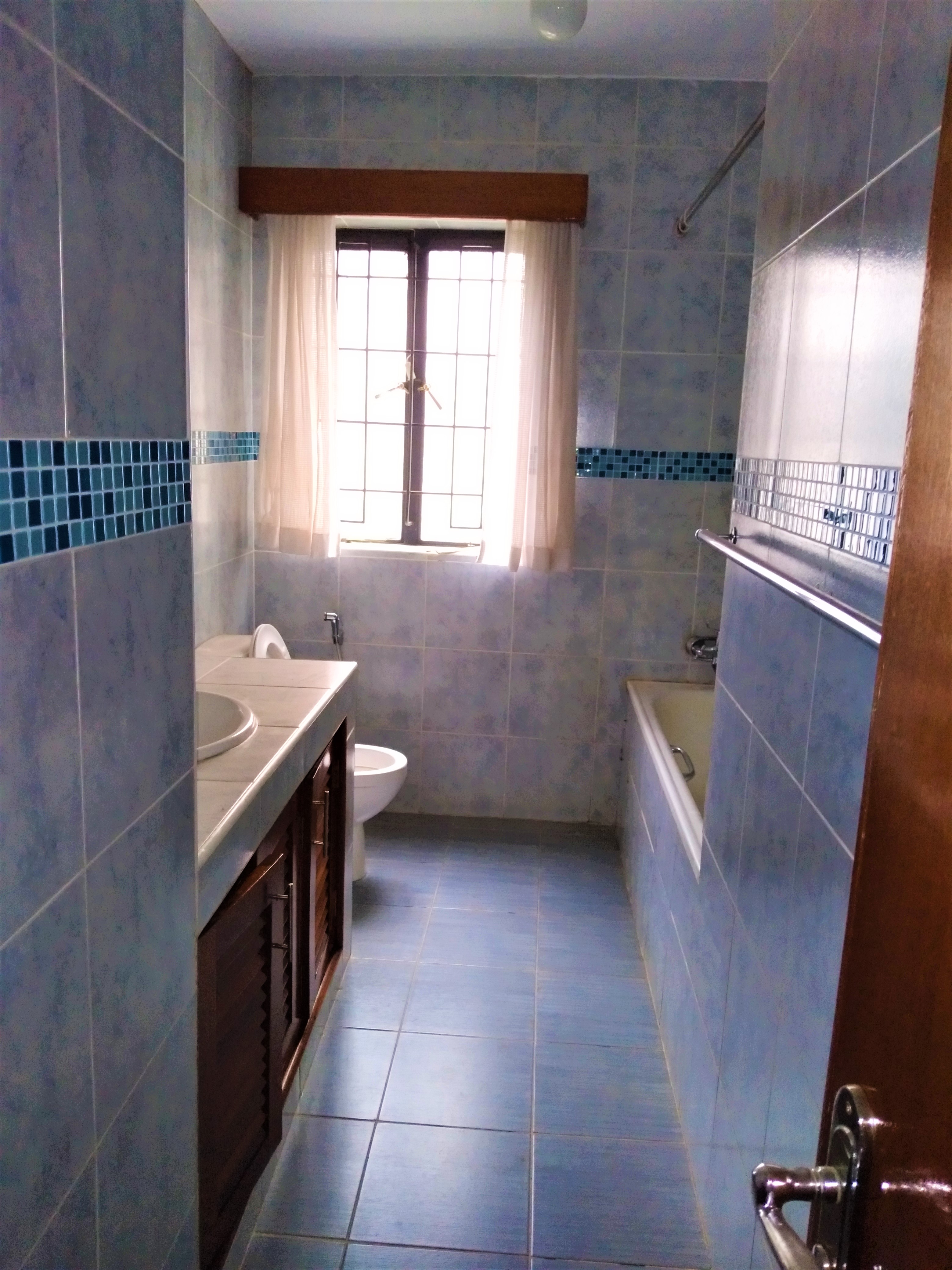 Unfurnished 3 Bedroom Apartment in Lavington