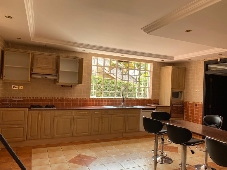 5 Bedroom House for SALE IN Runda