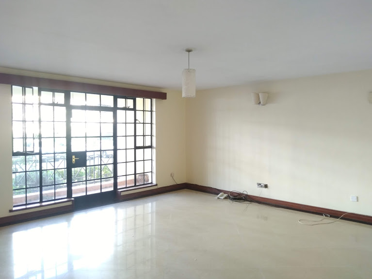 Unfurnished 3 Bedroom Plus Dsq Apartment