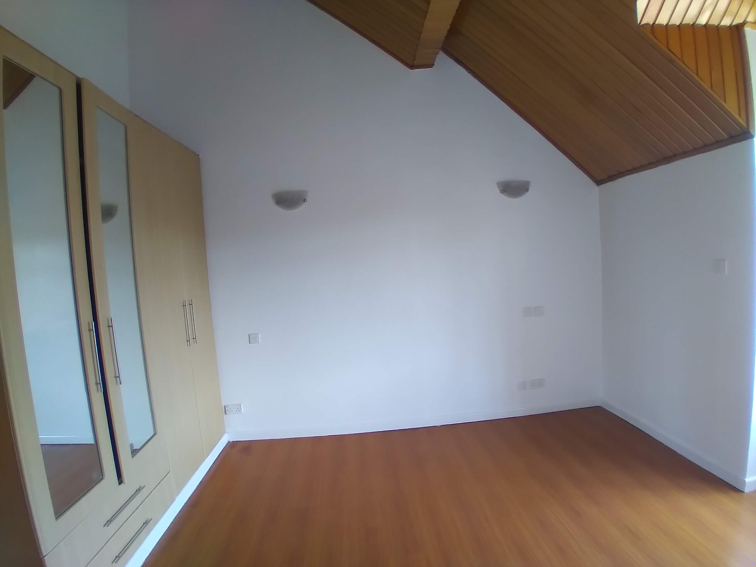Unfurnished 2 Bedroom Penthouse in Lavington