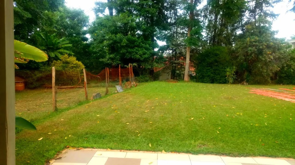 Unfurnished Old school 4 Bedroom House with modern finishing in Lavington