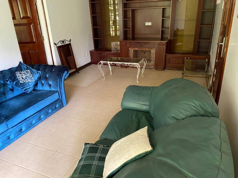 2 Bedroom Guestwing in Hillview