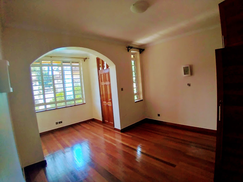 5 Bedroom House for rent