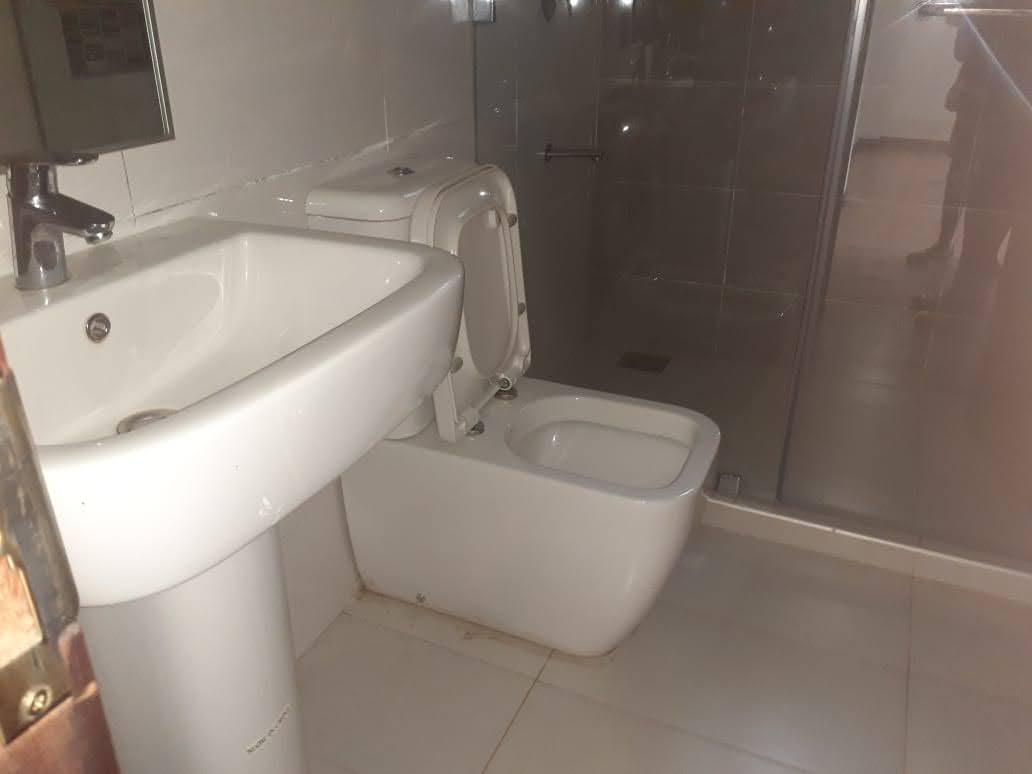5 Bedroom House in Spring Valley