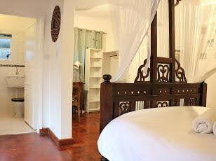 Charming Furnished Cottage 