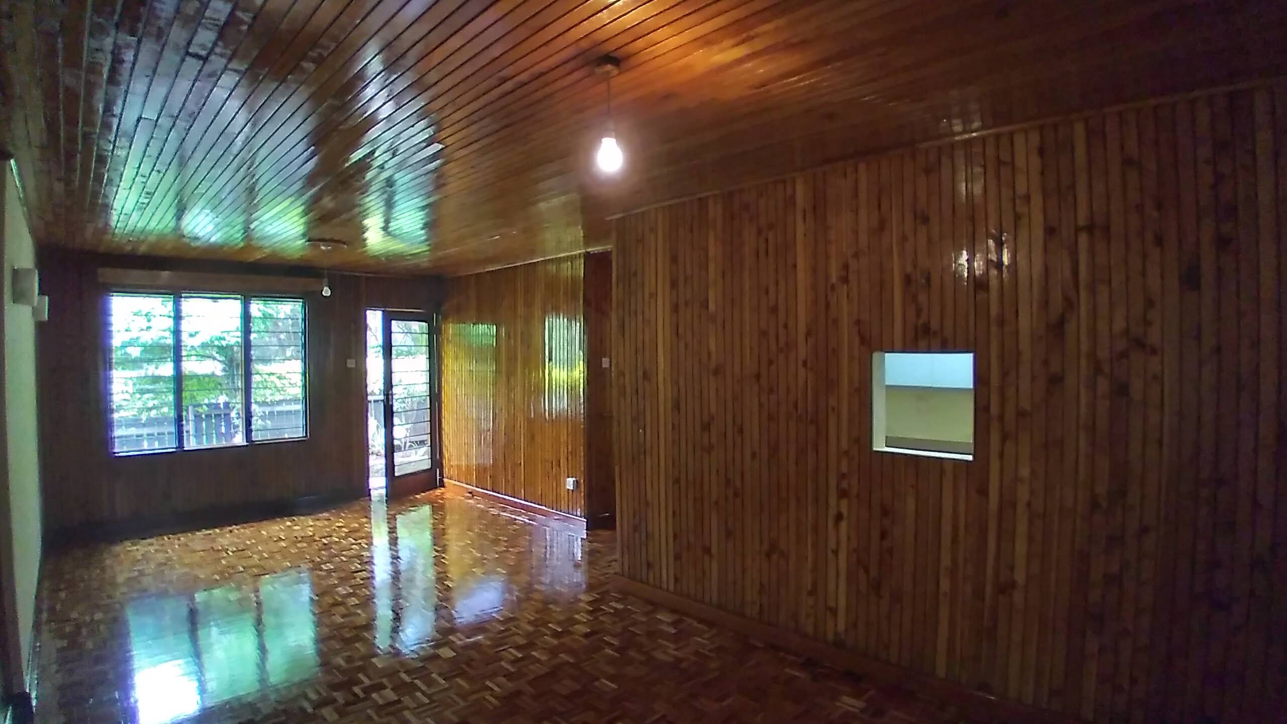 Magnificent "Wooden House" Cottage in Kilimani