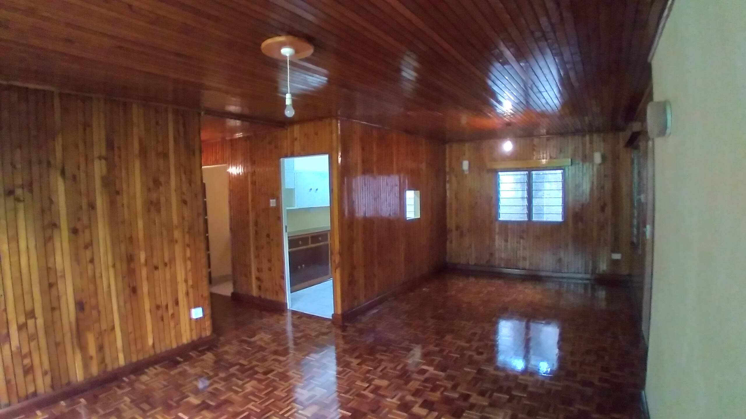 Magnificent "Wooden House" Cottage in Kilimani
