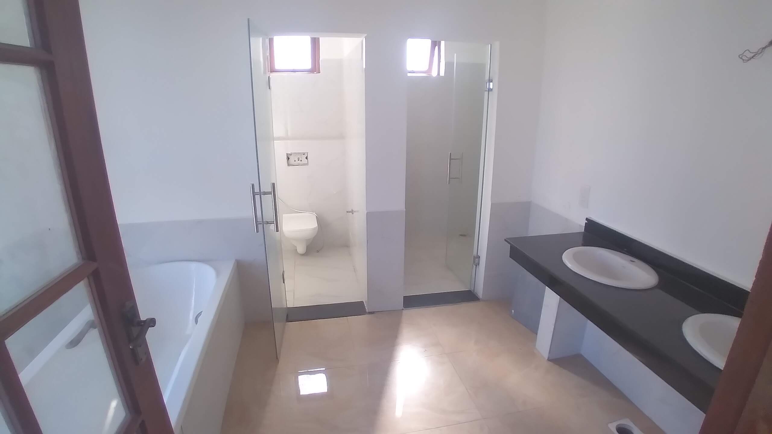 Unfurnished 3 bedroom Apartment in Lavington