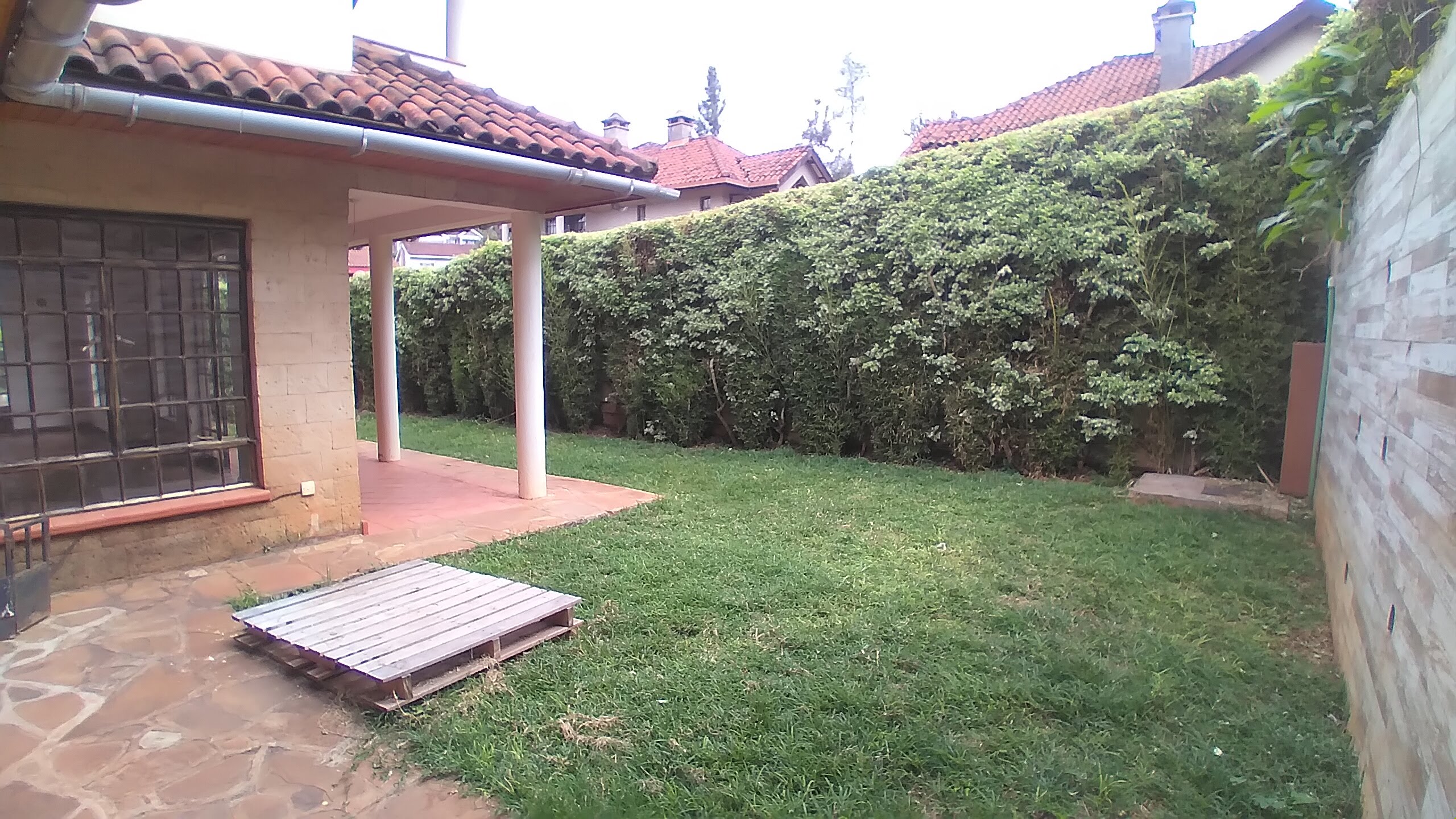 4 Bedroom Townhouse in Spring Valley