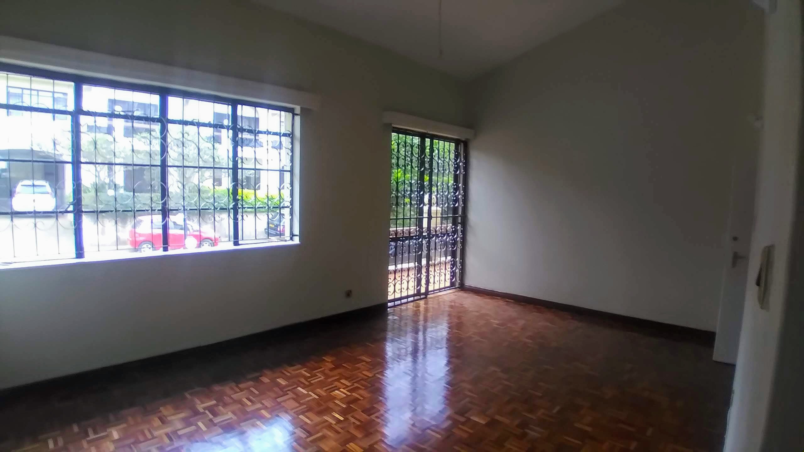 4 Bedroom Townhouse