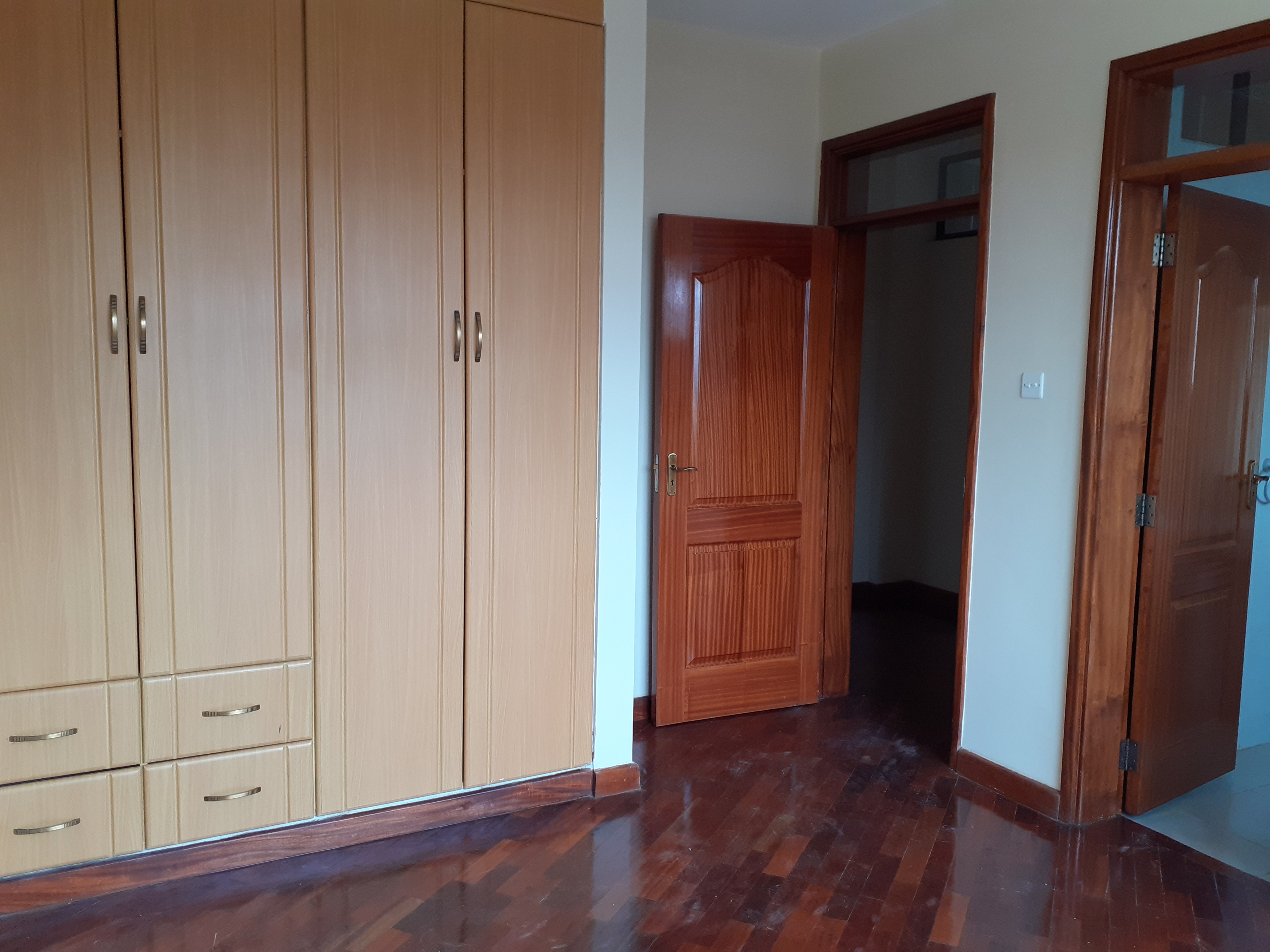 Unfurnished 2 Bedroom Apartment in Kilimani