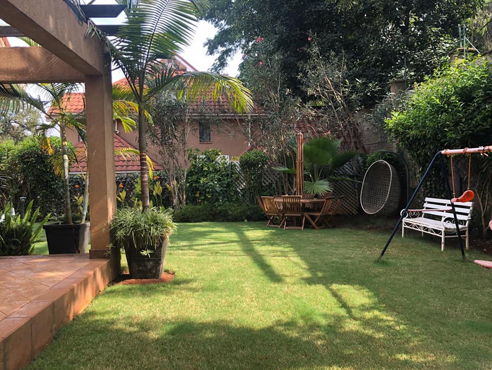 4 Bedroom Townhouse for SALE!