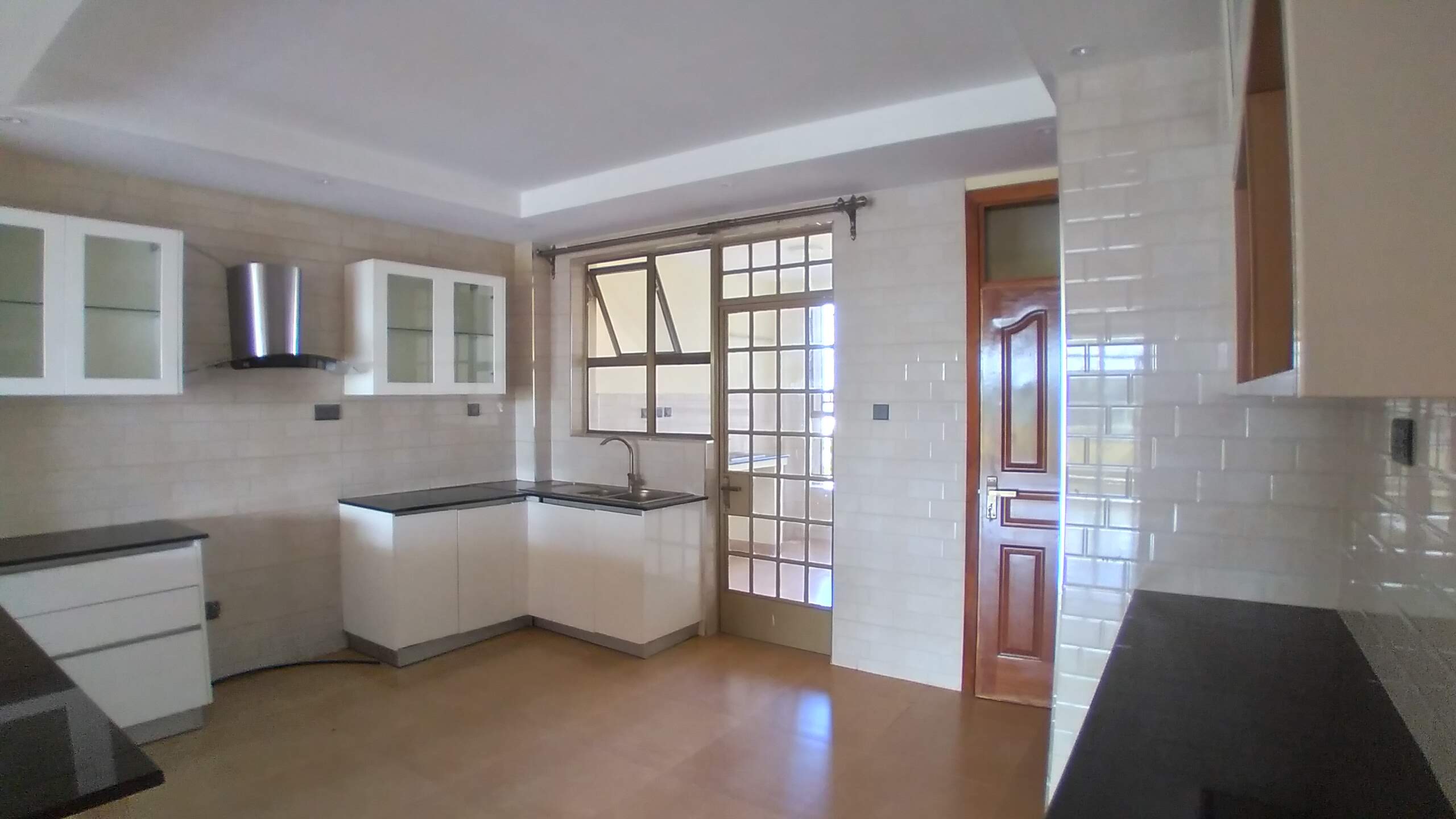 Unfurnished 2 Bedroom Apartment in Kileleshwa