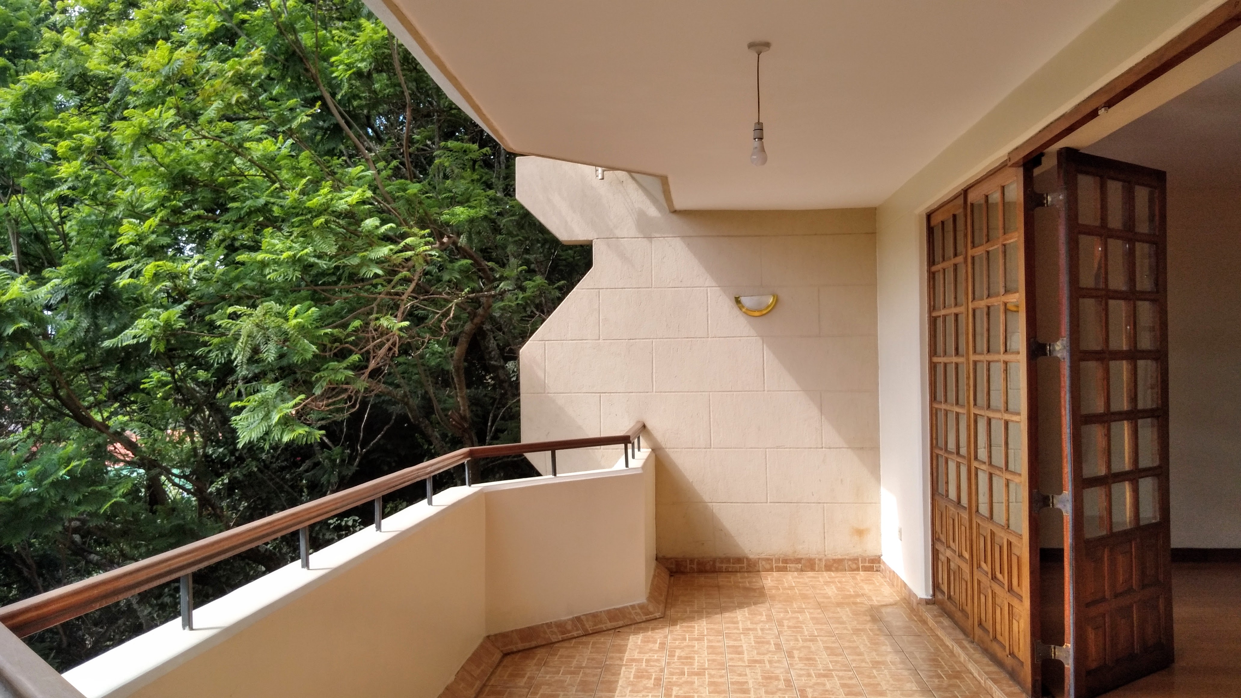 Unfurnished 3 Bedroom plus Dsq Apartment in Lavington