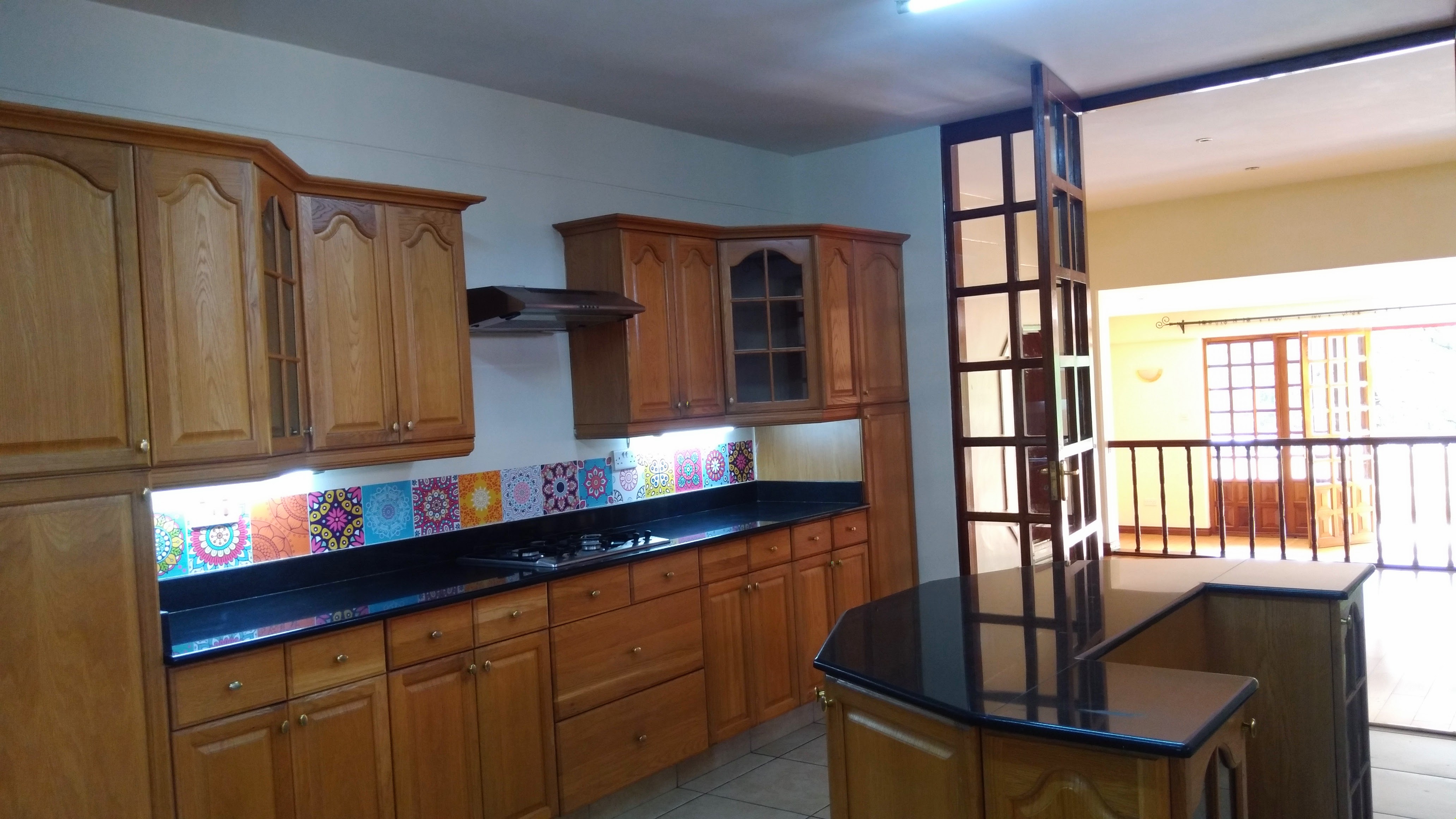 Unfurnished 3 Bedroom plus Dsq Apartment in Lavington