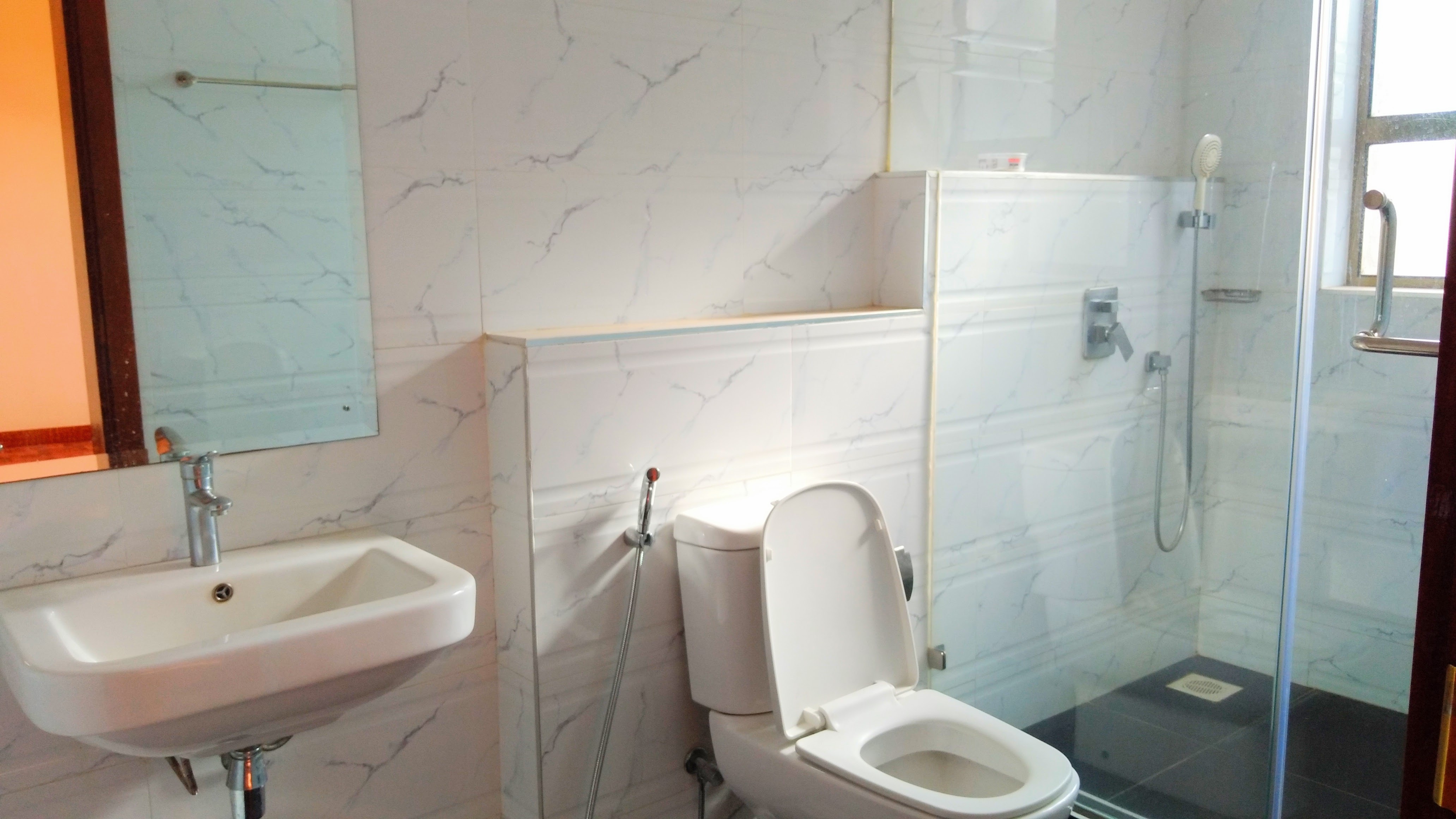 UNFURNISHED 2 Bedroom Apartment in Kileleshwa