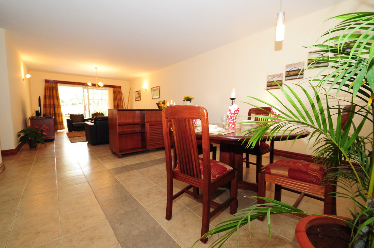 Furnished 3 Bedroom Apartment in Riverside