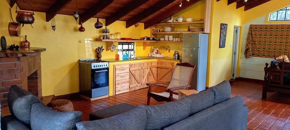 2 Bedroom Furnished Cottage in Nyari