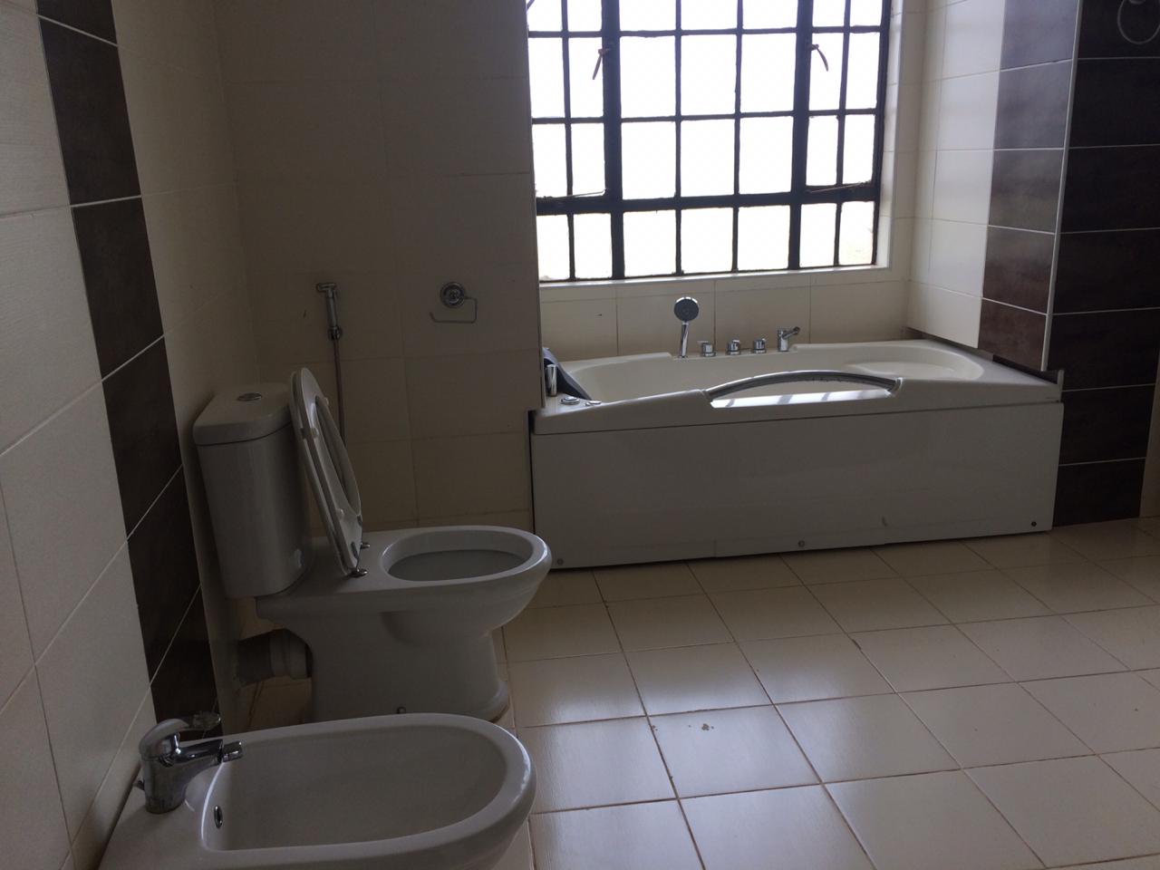 4 Bedroom Townhouse in Runda