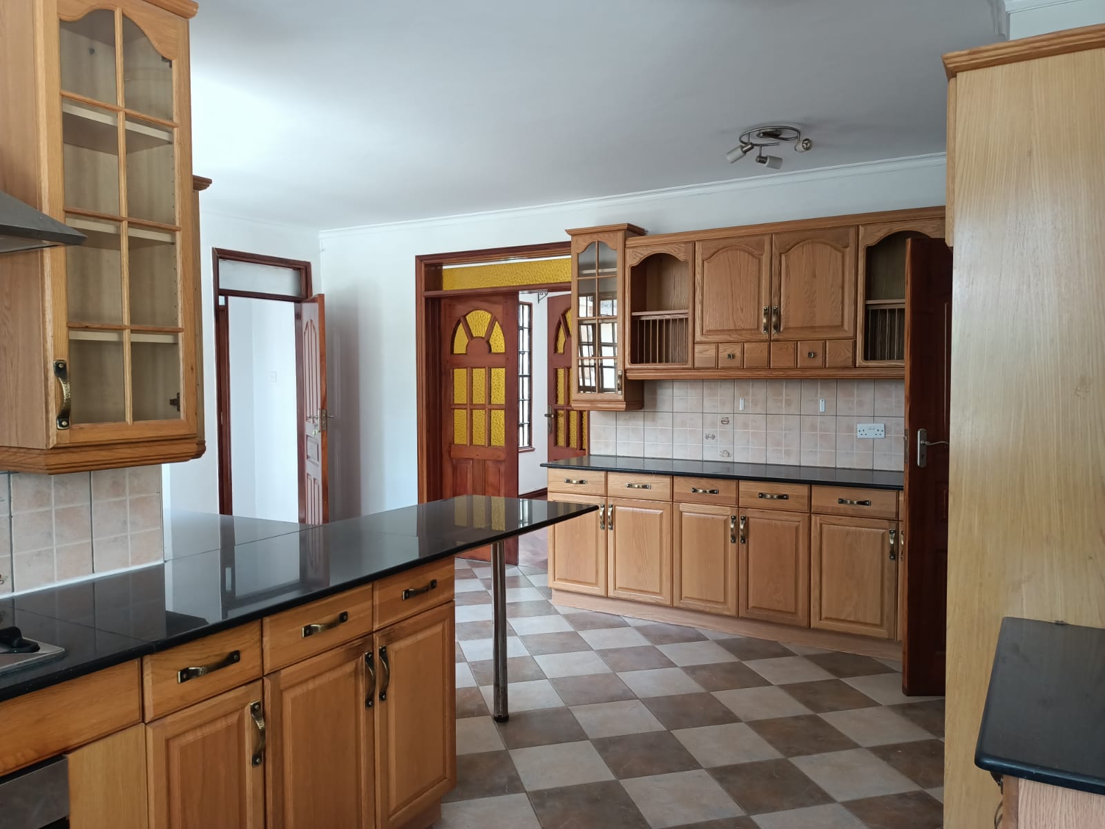 4 Bedroom Townhouse in Runda
