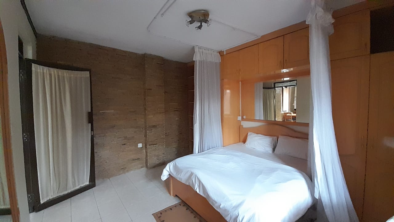 1Br furnished in Lavington