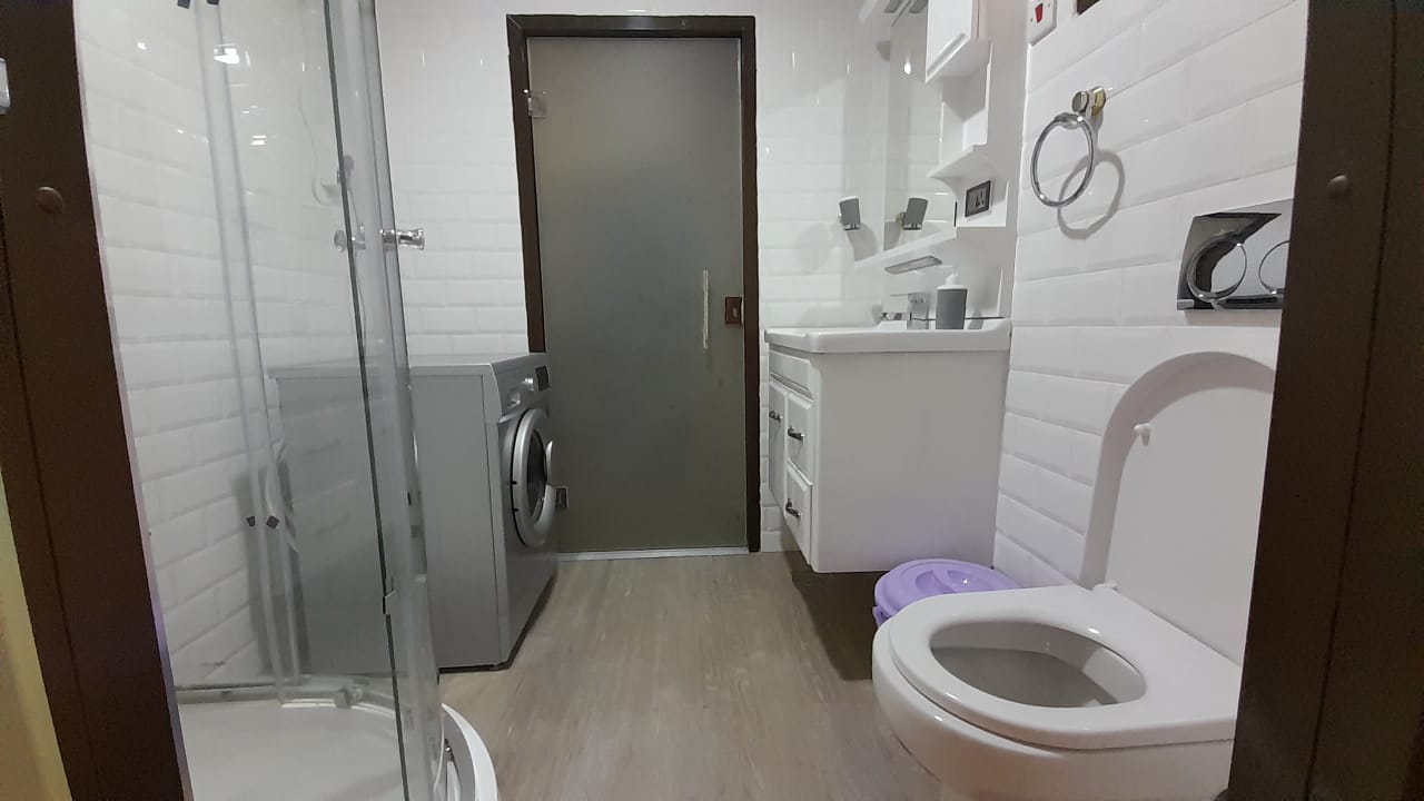 2Br inverted duplex cottage in Lavington