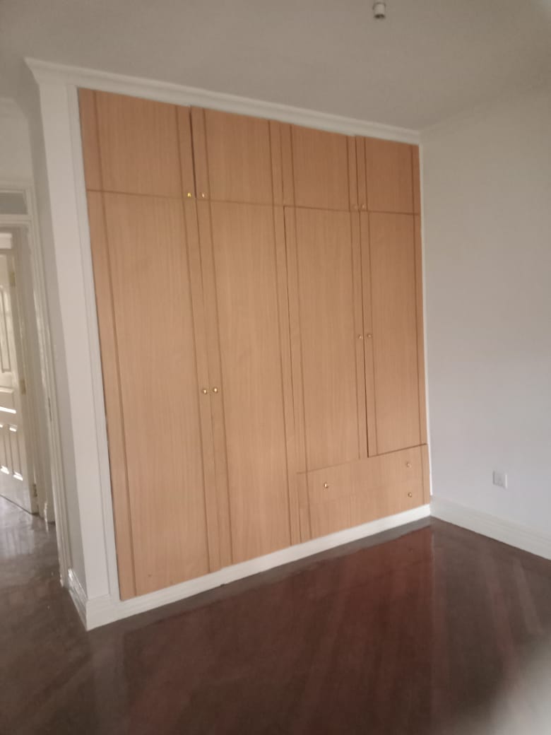 3Br apartment available in Lavington