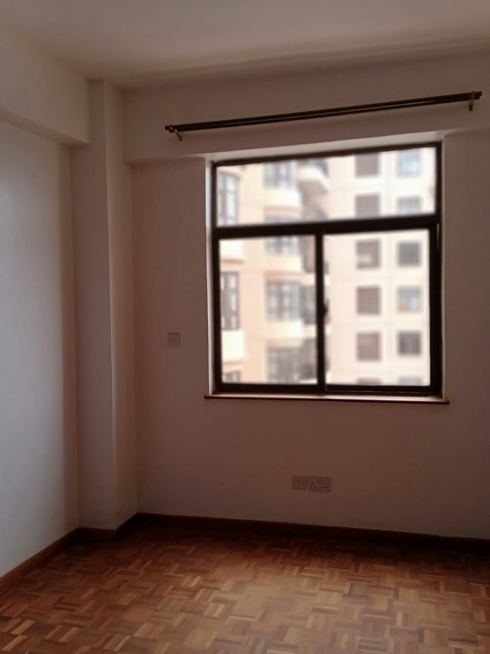 2Br apartment available in Upperhill