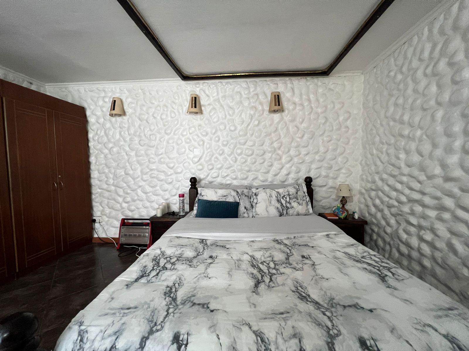 2Br house available in Runda