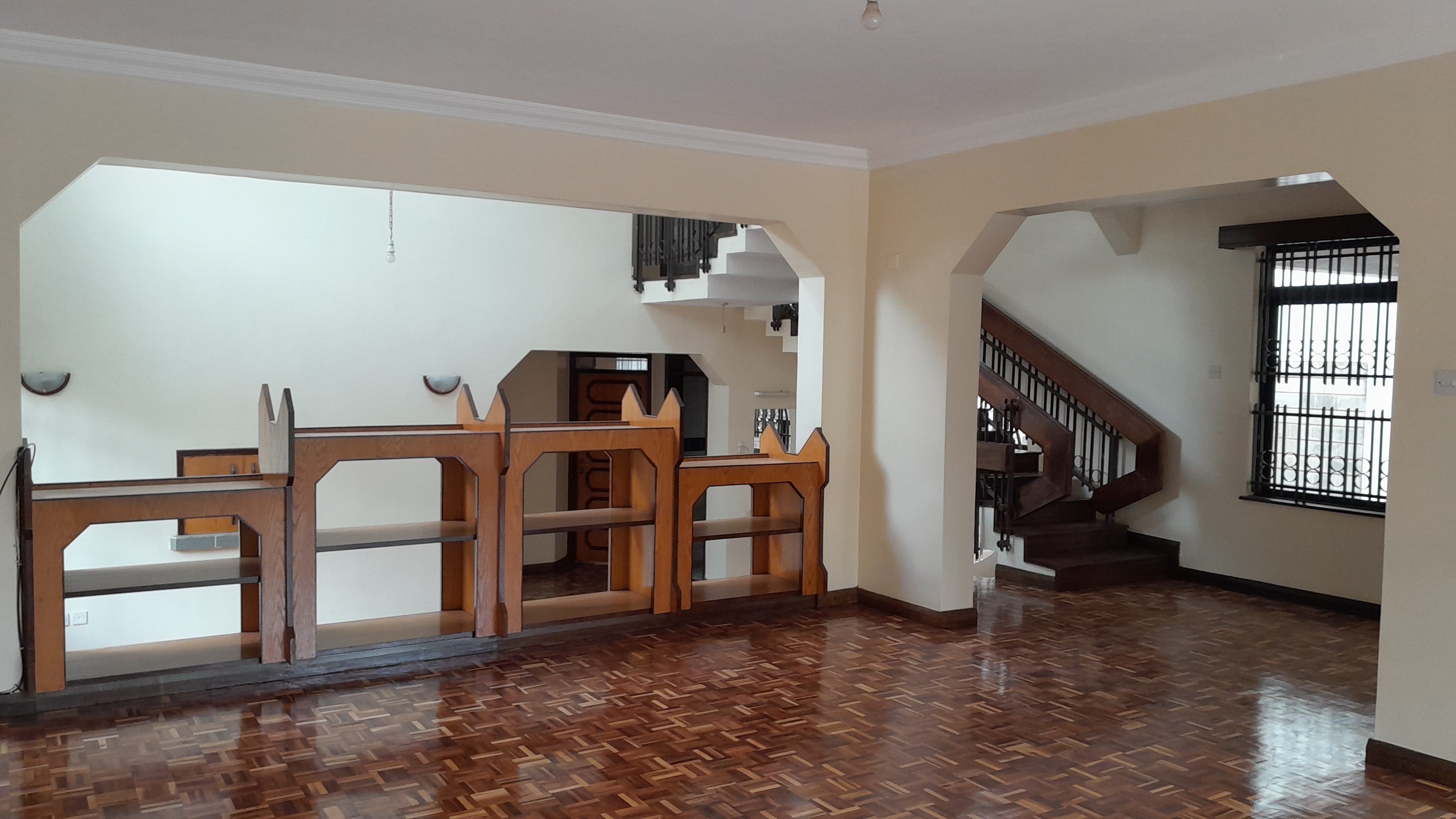 5 Bedroom Townhouse for rent in Lavington