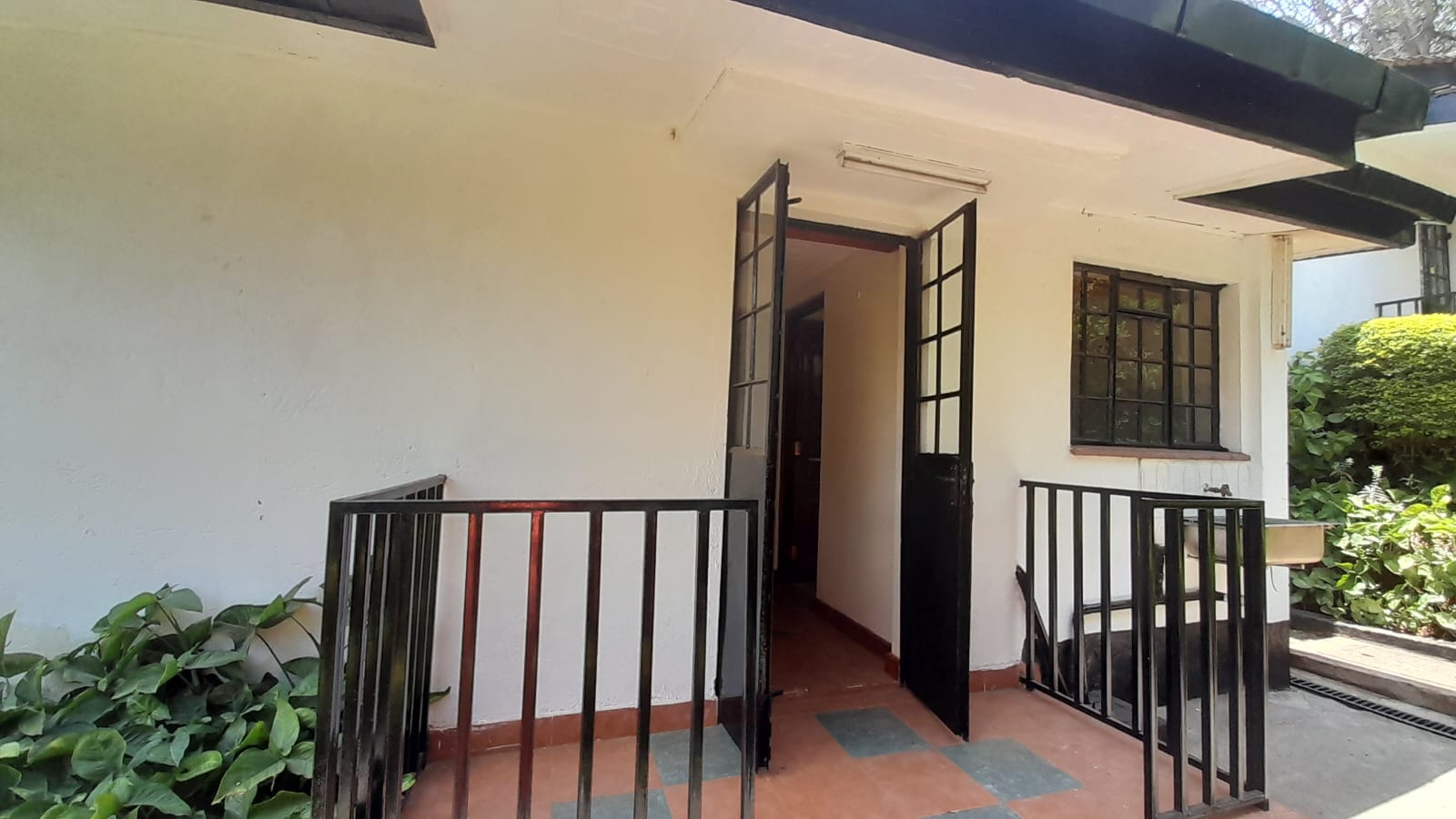 1Br cottage available for rent in Lavington