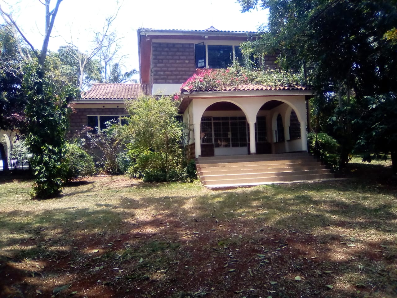 4Br house available for rent in Runda