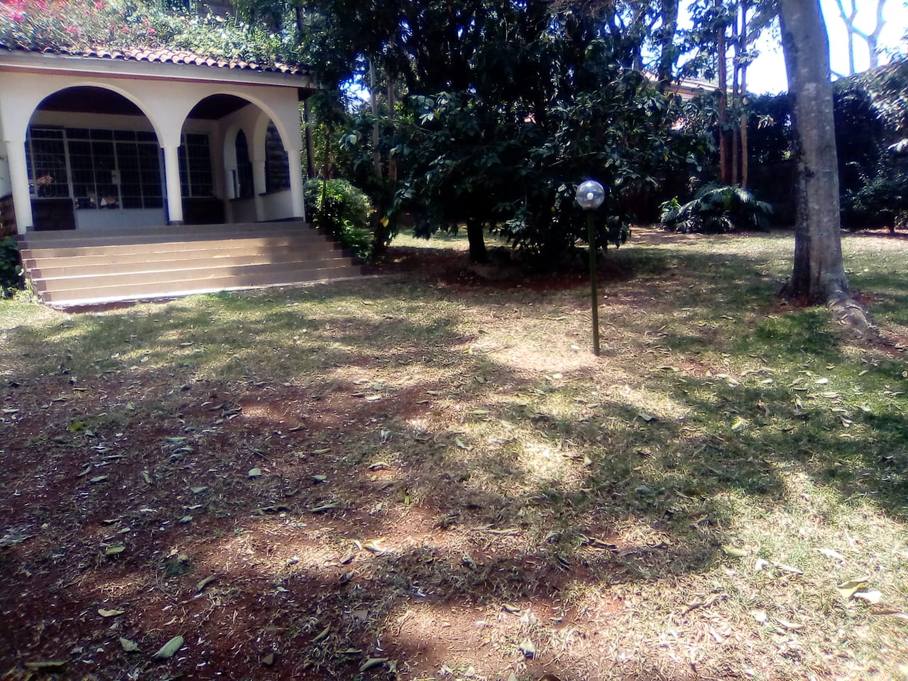 4Br house available for rent in Runda