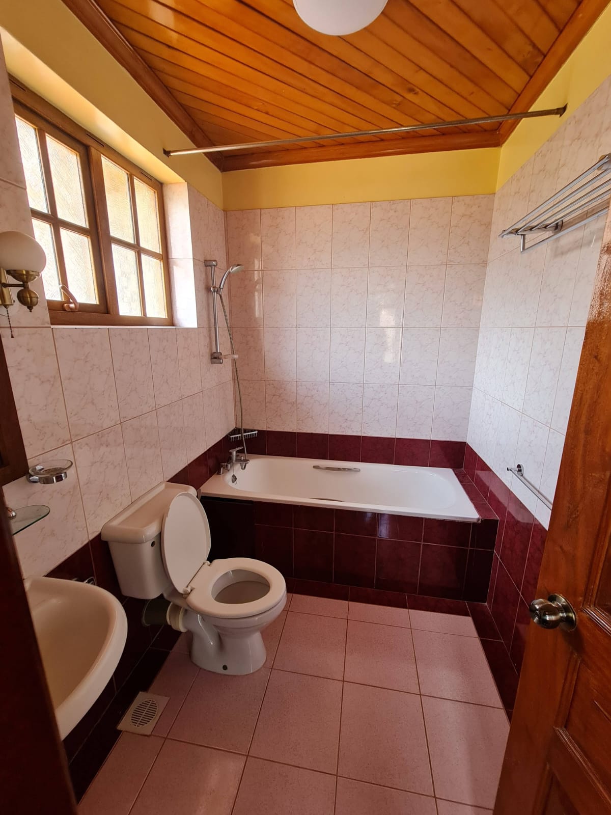 4Bedroom townhouse available for rent in Lavington