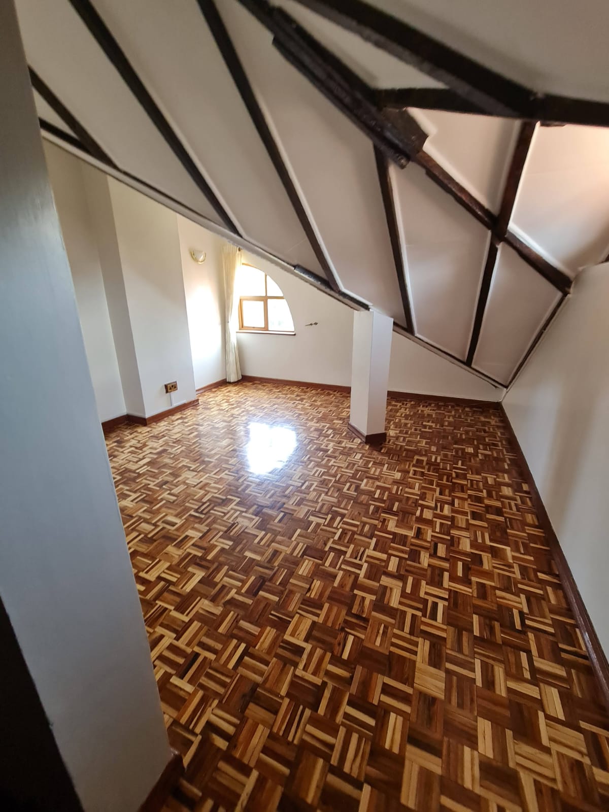 4Bedroom townhouse available for rent in Lavington
