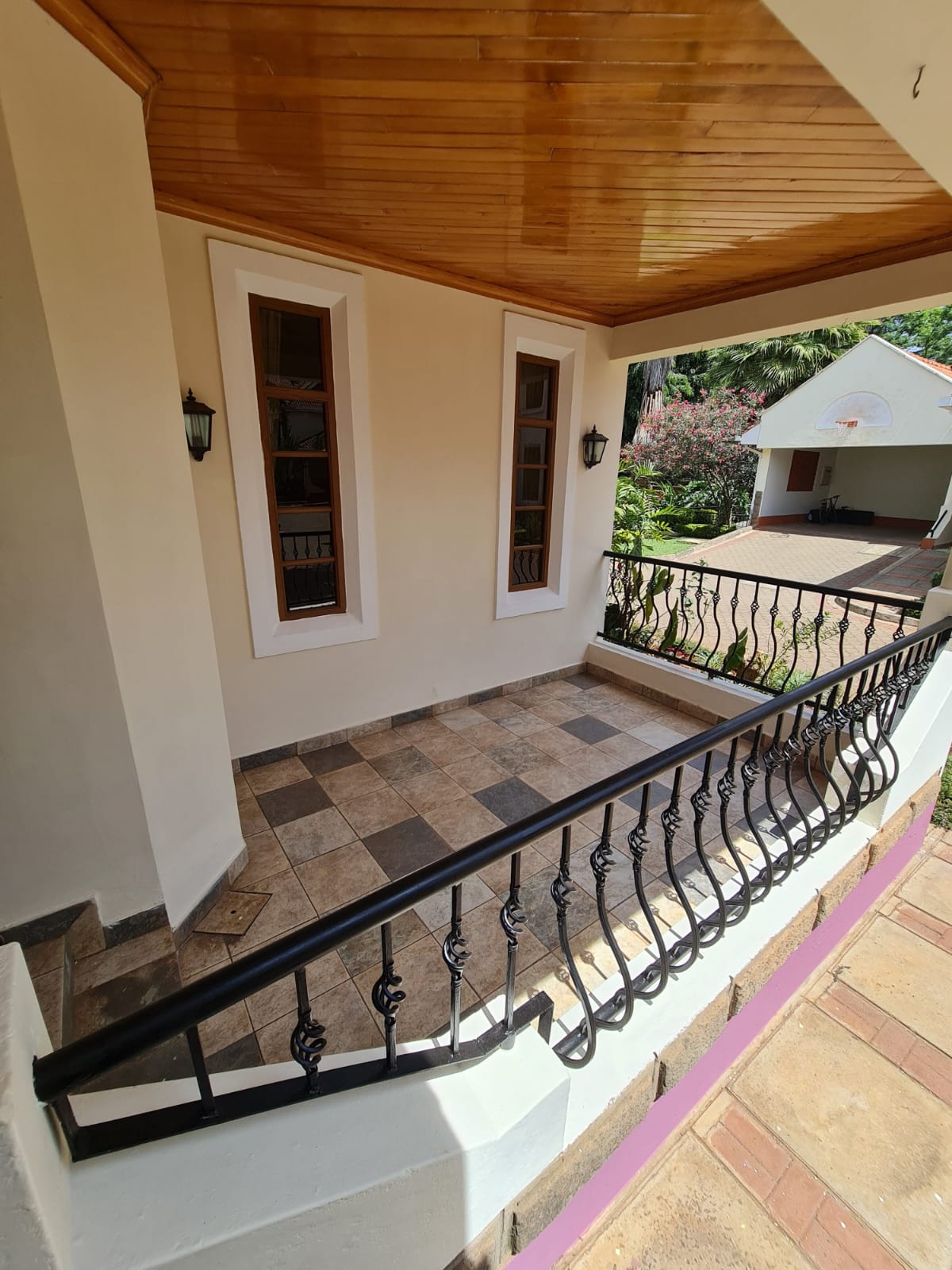 4Bedroom townhouse available for rent in Lavington