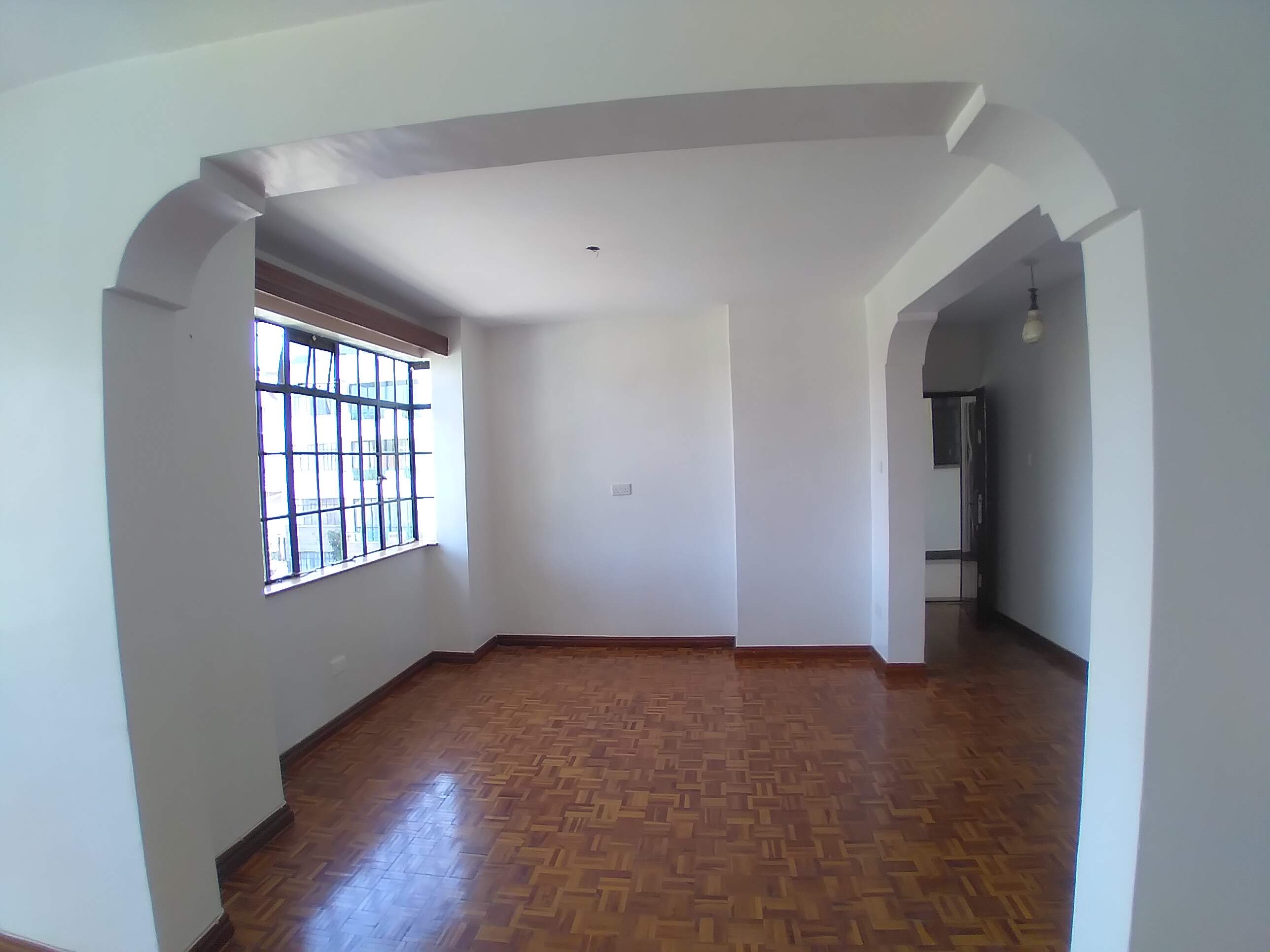 3Br unfurnished apartment + Dsq available for rent in Lavington