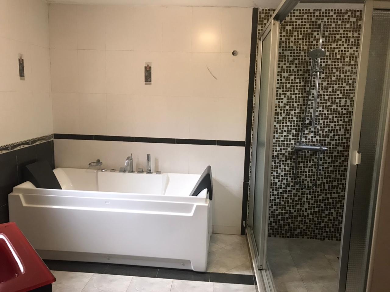 4Br+Dsq house available for rent in Thigiri