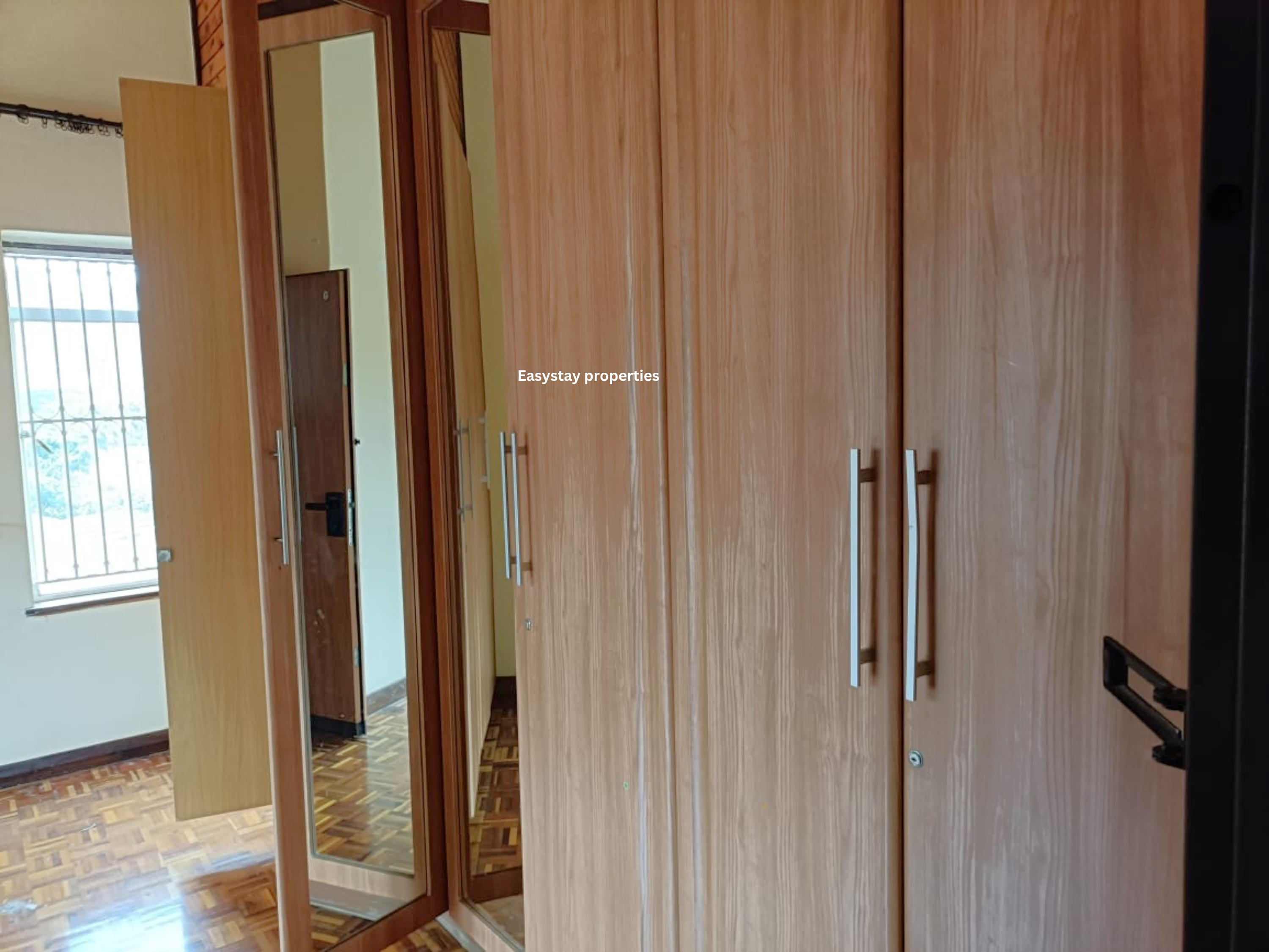 GIGIRI 5 BEDROOM COMMERCIAL HOUSE