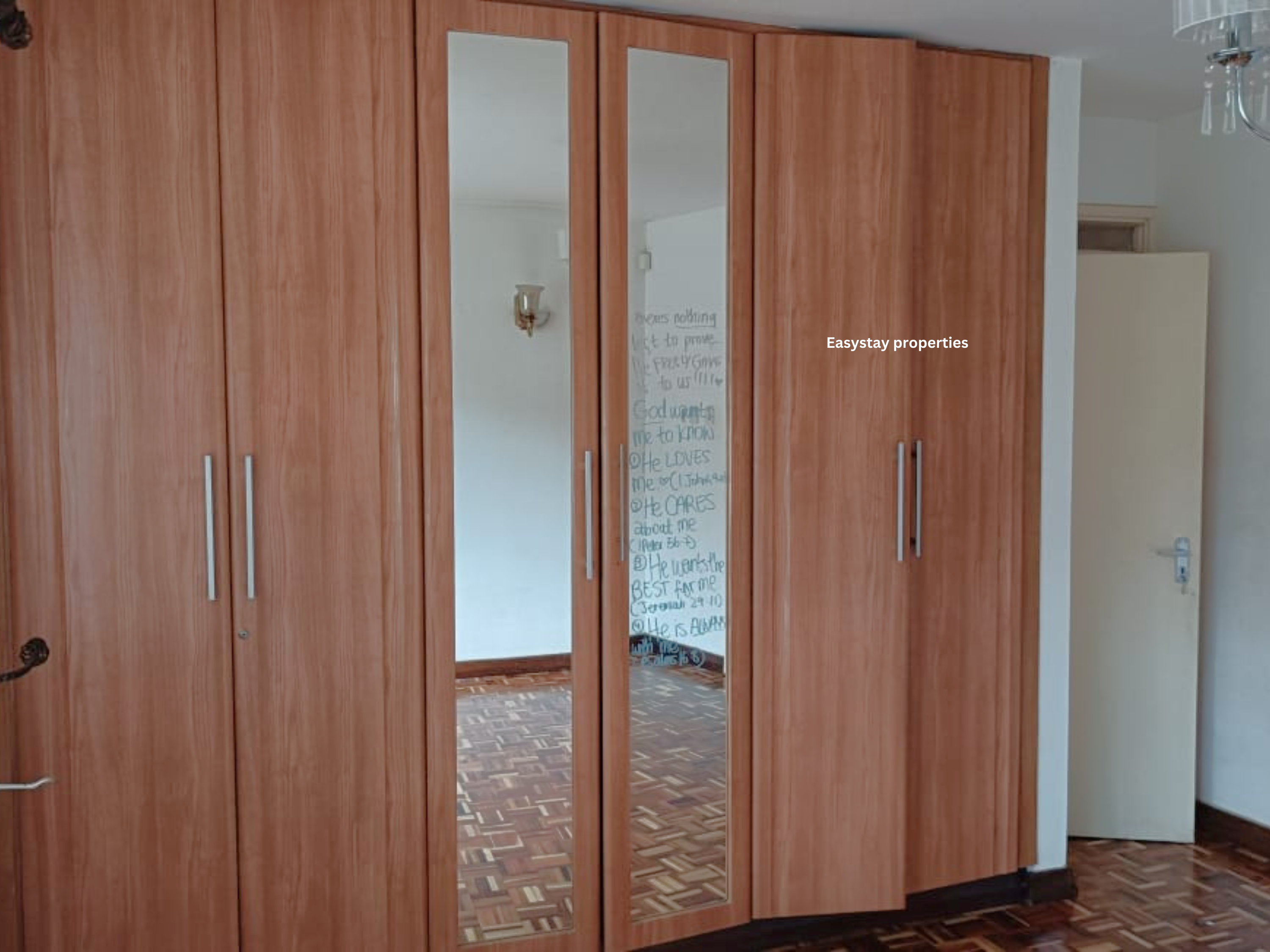 GIGIRI 5 BEDROOM COMMERCIAL HOUSE