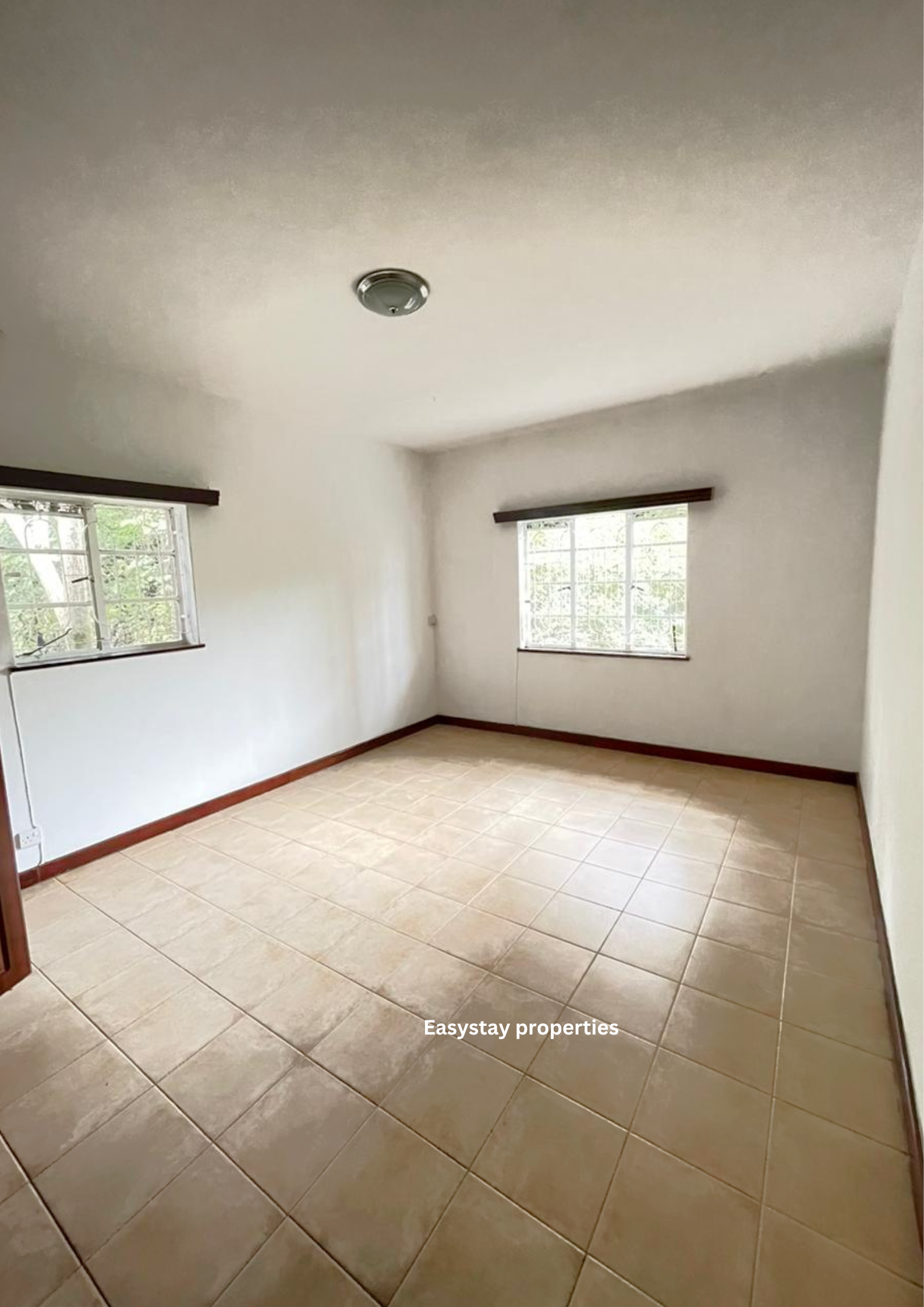 HURLINGHAM, 2 BEDROOM GUEST HOUSE