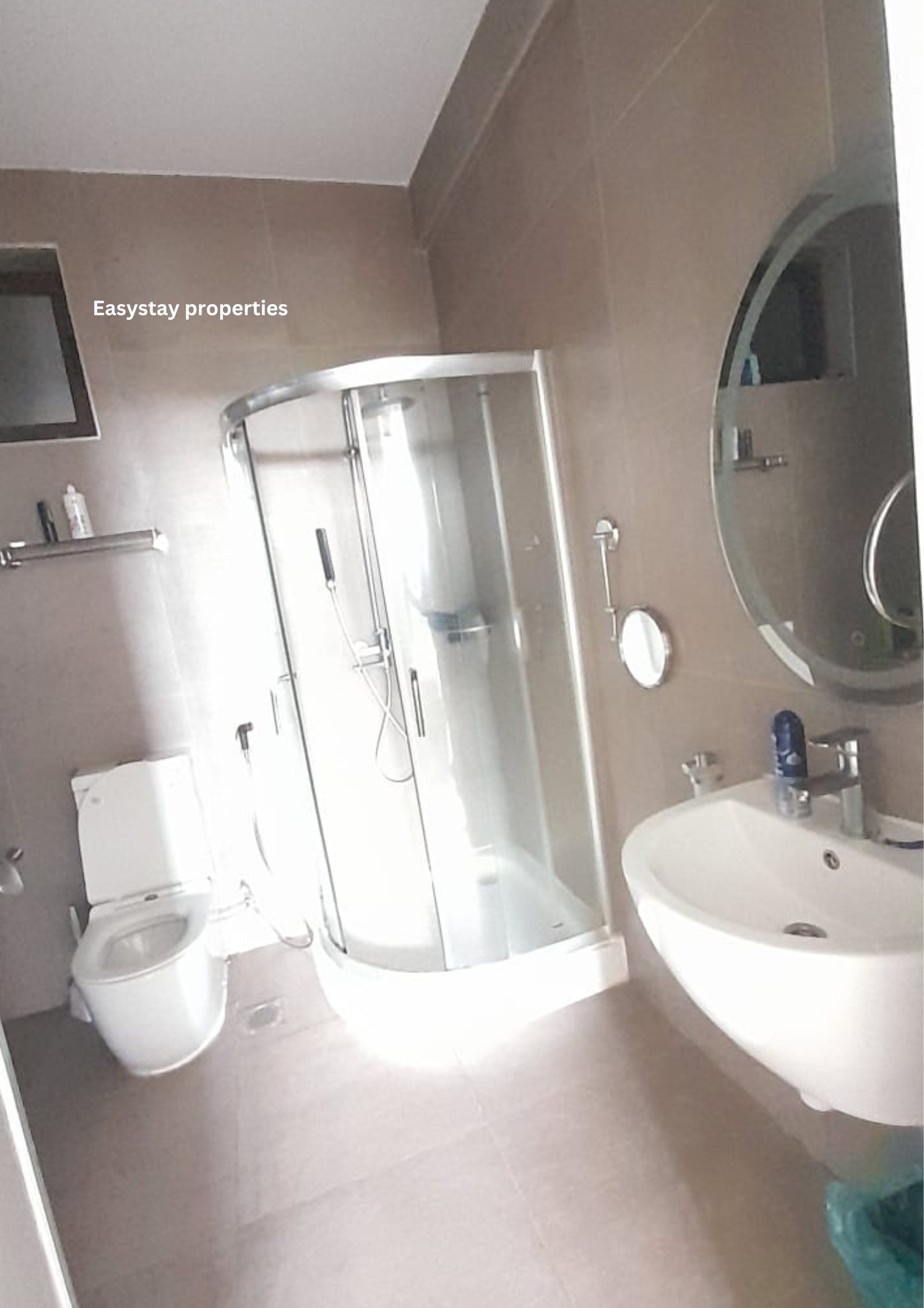 RIVERSIDE, 2 BEDROOM FURNISHED