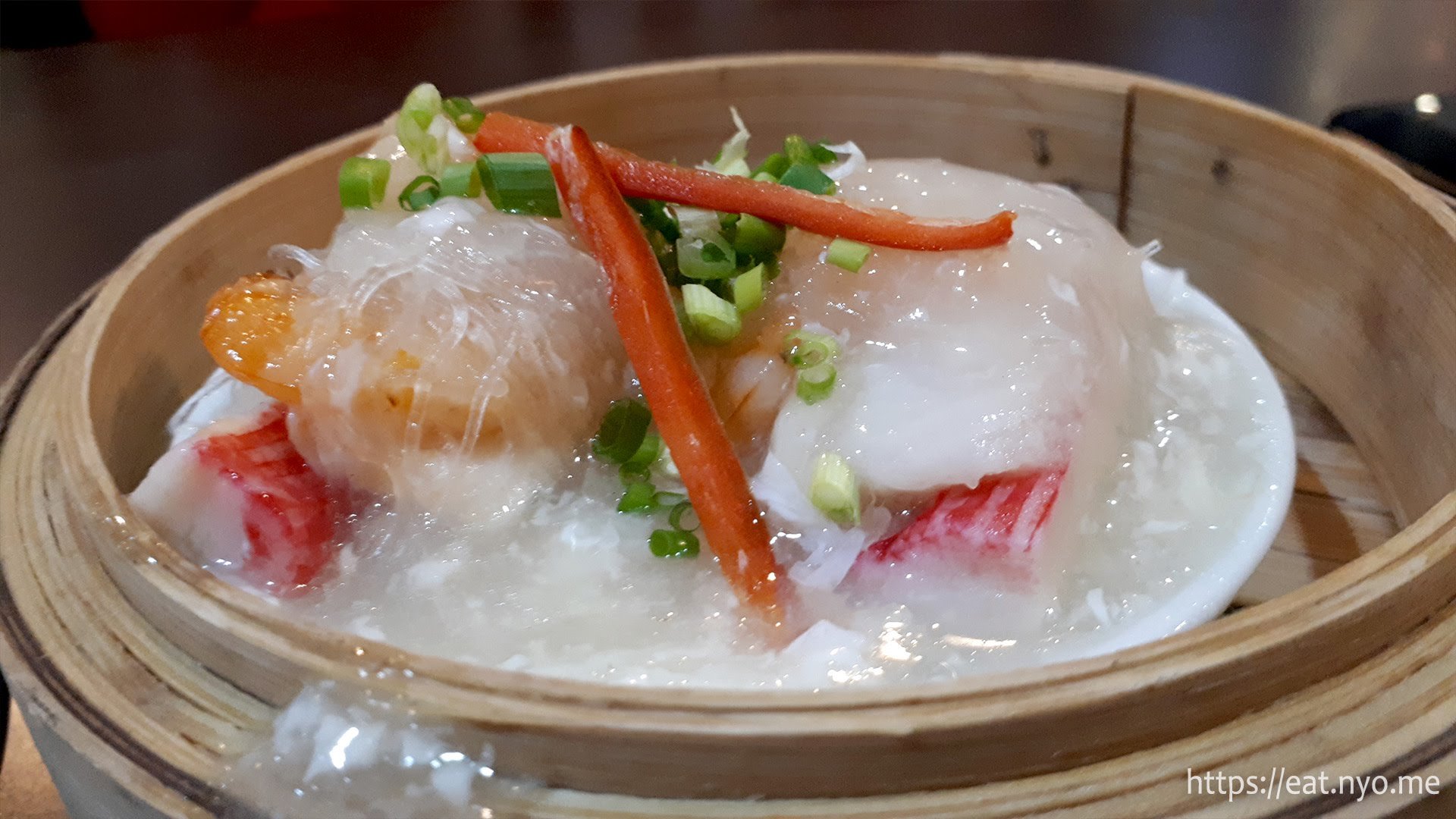 Steamed Seafood Roll