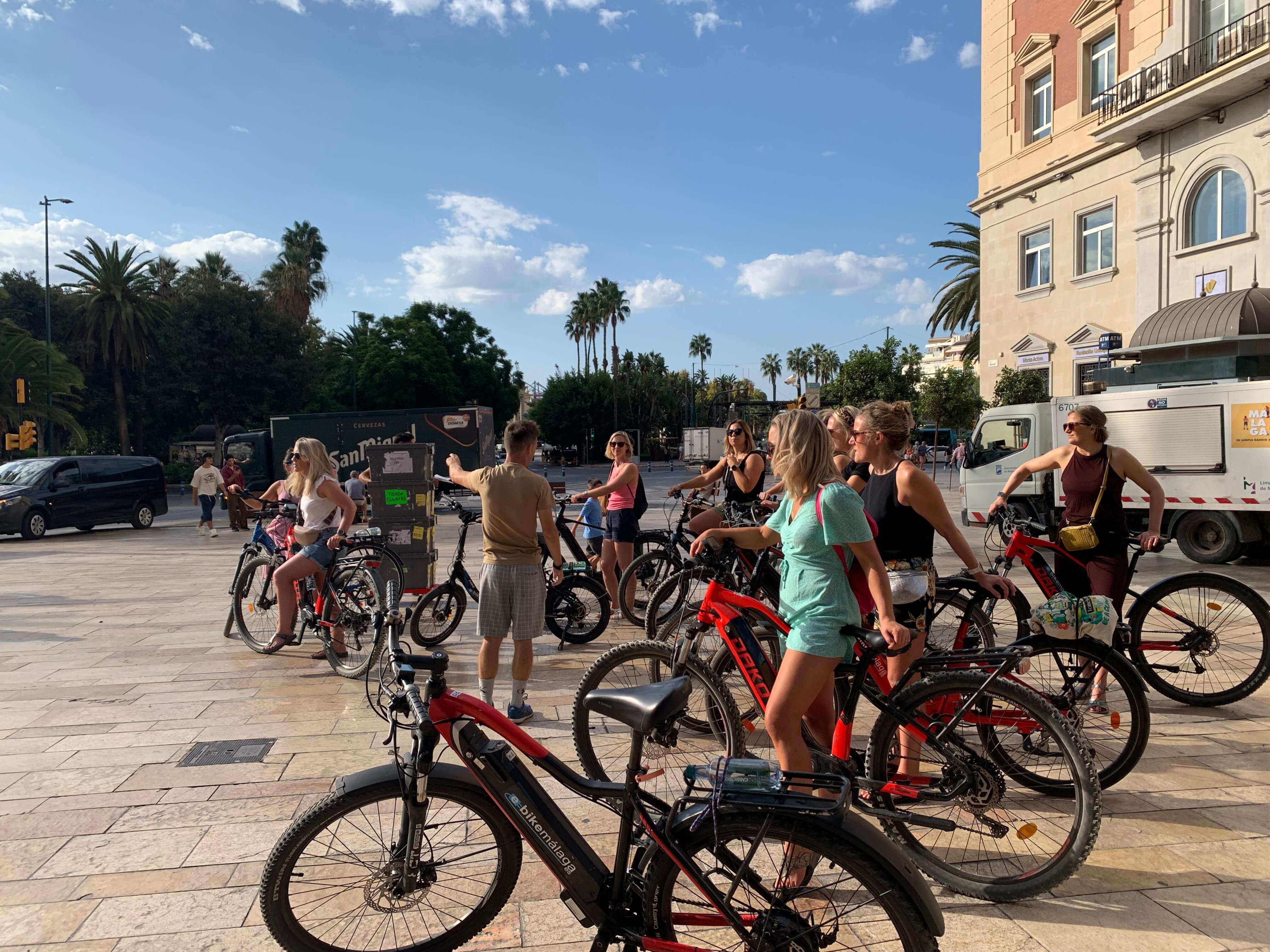 foto de bicicletas eléctricas en Malaga