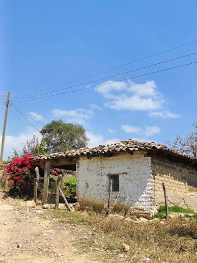 Casa de tierra en talanfa fm en alquiler en col raul giron, Talanga, Honduras - AlquilaHN