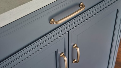 Replace Your Cabinet Hardware Replace Your Cabinet Hardware